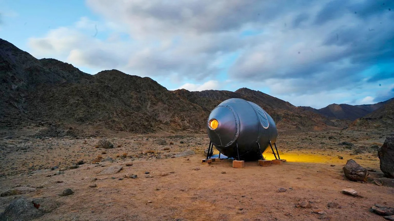 Simulating Mars Conditions Astronaut Spends Three Weeks Alone in Hab-1 Structure